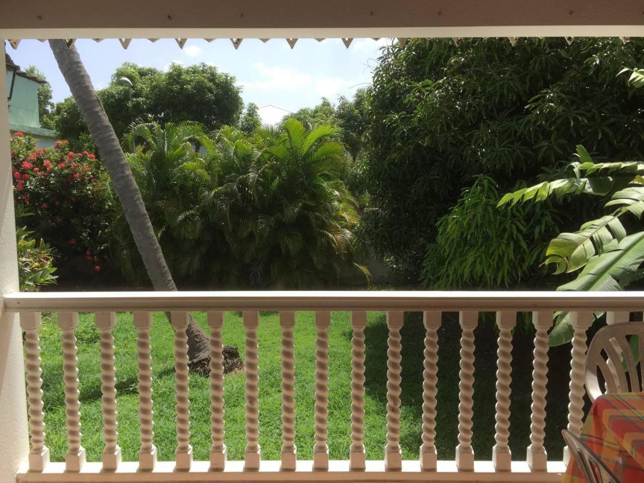 Ferienwohnung T2 Tropical En Bord De Piscine A 100M De La Mer Le Carbet Exterior foto